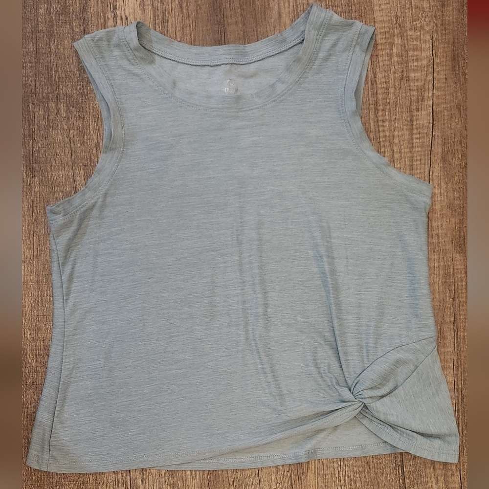 Apana Women's Cropped Light Blue Sleeveless Athletic Tank Top Size Small